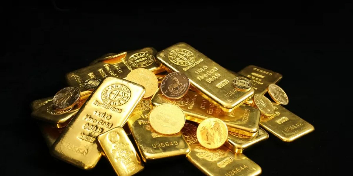 Ouro atinge marco histórico em meio às incertezas econômicas