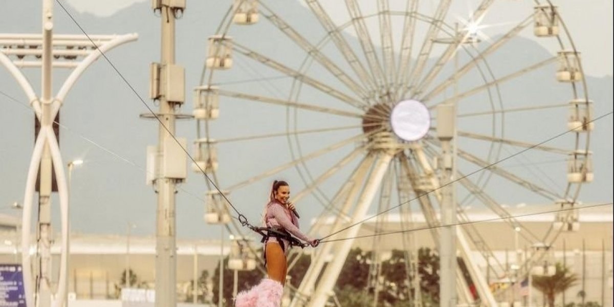 'Consegui olhar na alma das pessoas', diz Ivete sobre voo no Rock in Rio