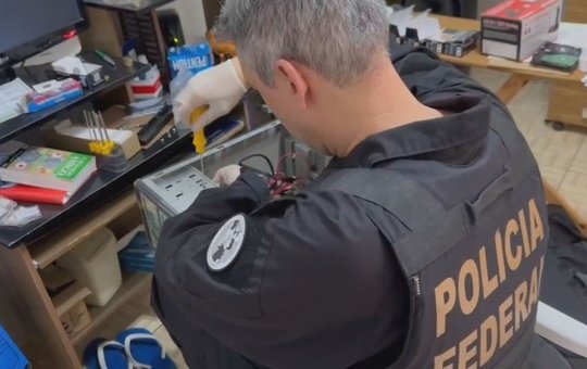 60 pessoas são presas pela PF por guardar conteúdo de abuso sexual infantil