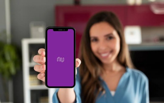 Nubank enfrenta instabilidade e deixa usuários sem acesso ao aplicativo