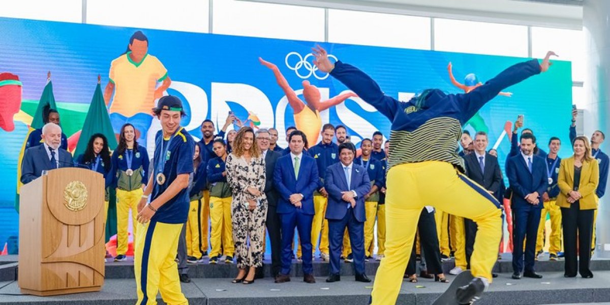 Ministério do Esporte anuncia que pagará Bolsa Pódio