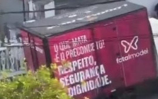 Jornalista que atacou patrocinadora do Vitória afirma estar sendo perseguido