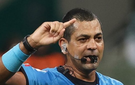 CBF divulga arbitragem para jogos de Bahia e Vitória pelo Brasileirão