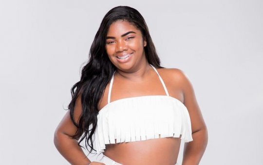 Raquel Brito revela que precisava ser escoltada por seguranças