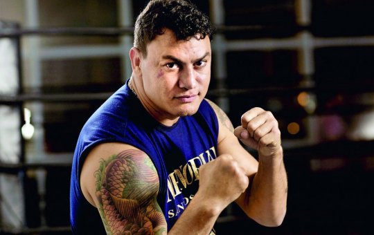 Popó Freitas acerta cadeirada em adversário da Argentina