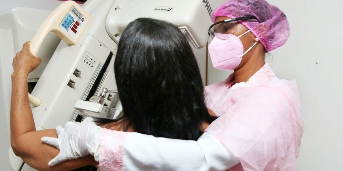 Governo do Estado oferta 30 mil mamografias no Outubro Rosa