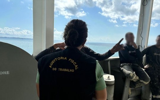 Trabalhadores são resgatados de navio em condições análogas à escravidão