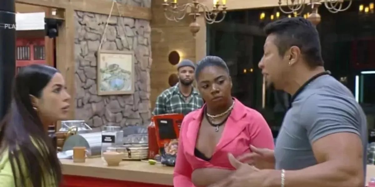 Luana cospe em Gilsão após formação da roça em A Fazenda 16