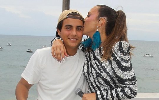 Ivete Sangalo celebra 15 anos do filho Marcelo: "Meu amor maior"