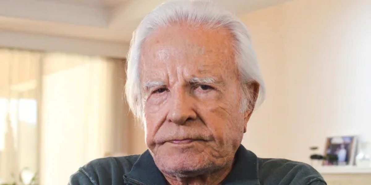 Morre aos 97 anos o jornalista Cid Moreira