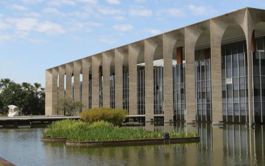 Governo brasileiro condena Israel considerar Guterres "persona non grata"