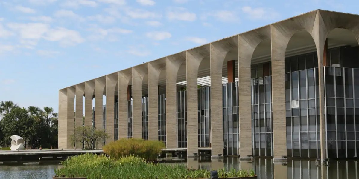 Governo brasileiro condena Israel considerar Guterres "persona non grata"