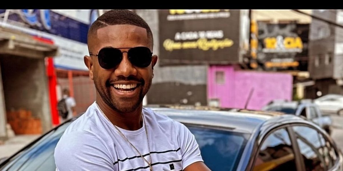 Davi compartilha vídeo falando sobre campanha do Outubro Rosa