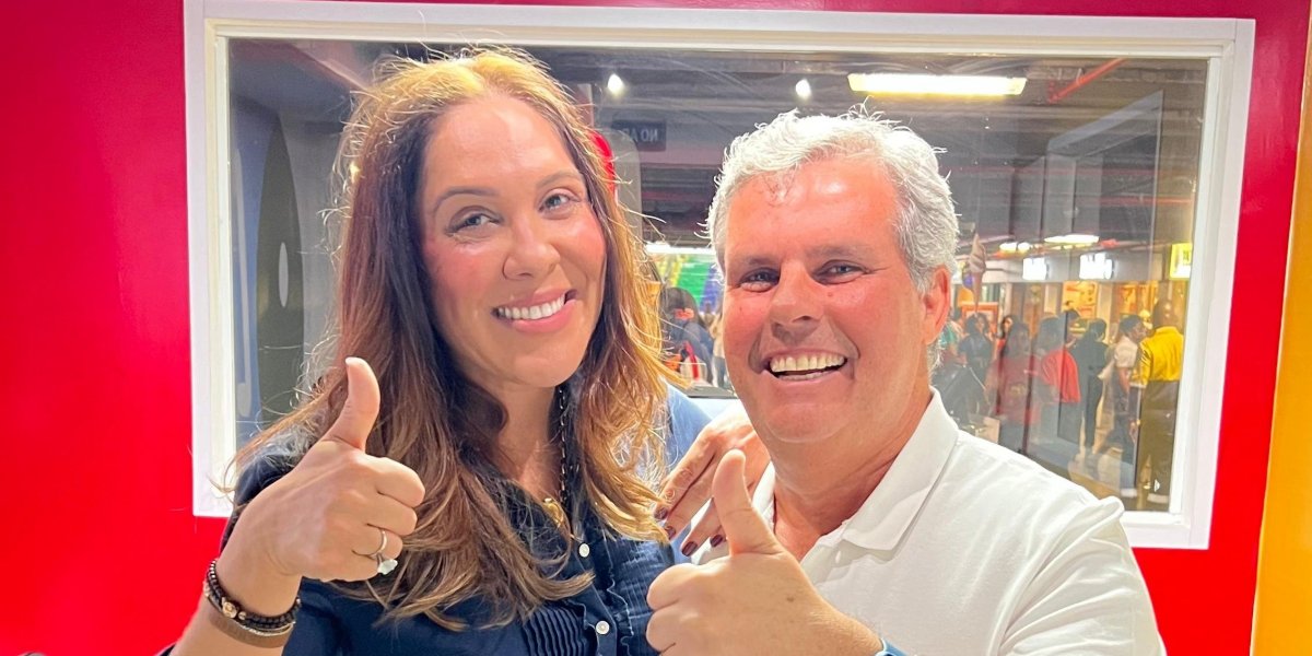 "A Hora da Estação": Sheila Varela entrevista o candidato Carlos Kleber