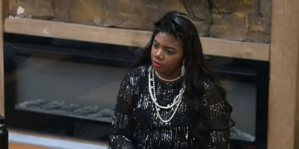 Raquel Brito volta a causar ao esconder latas de leites condensado