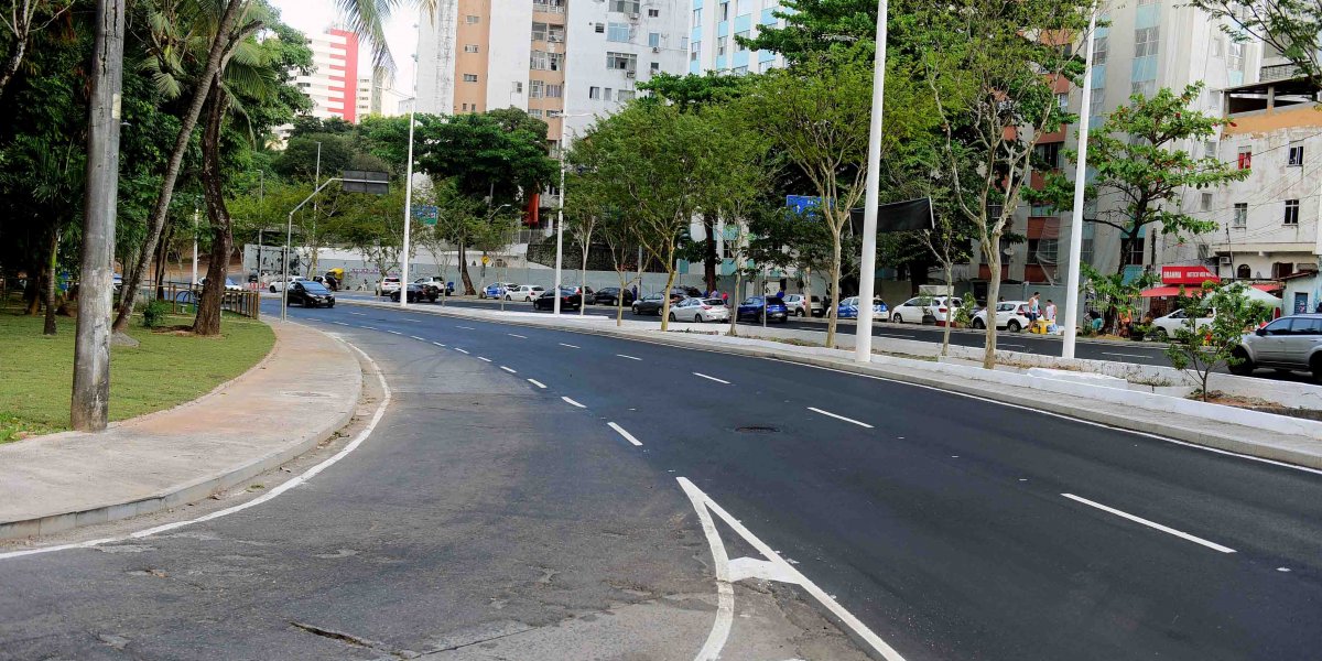 Prefeitura de Salvador entrega de avenida requalificada no Vale do Canela