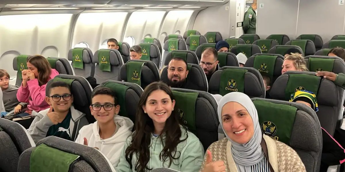 Avião de resgate da FAB deixa o Líbano em direção ao Brasil