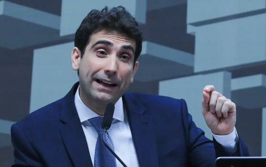 Indicação de Gabriel Galípolo para a presidência do BC é aprovada