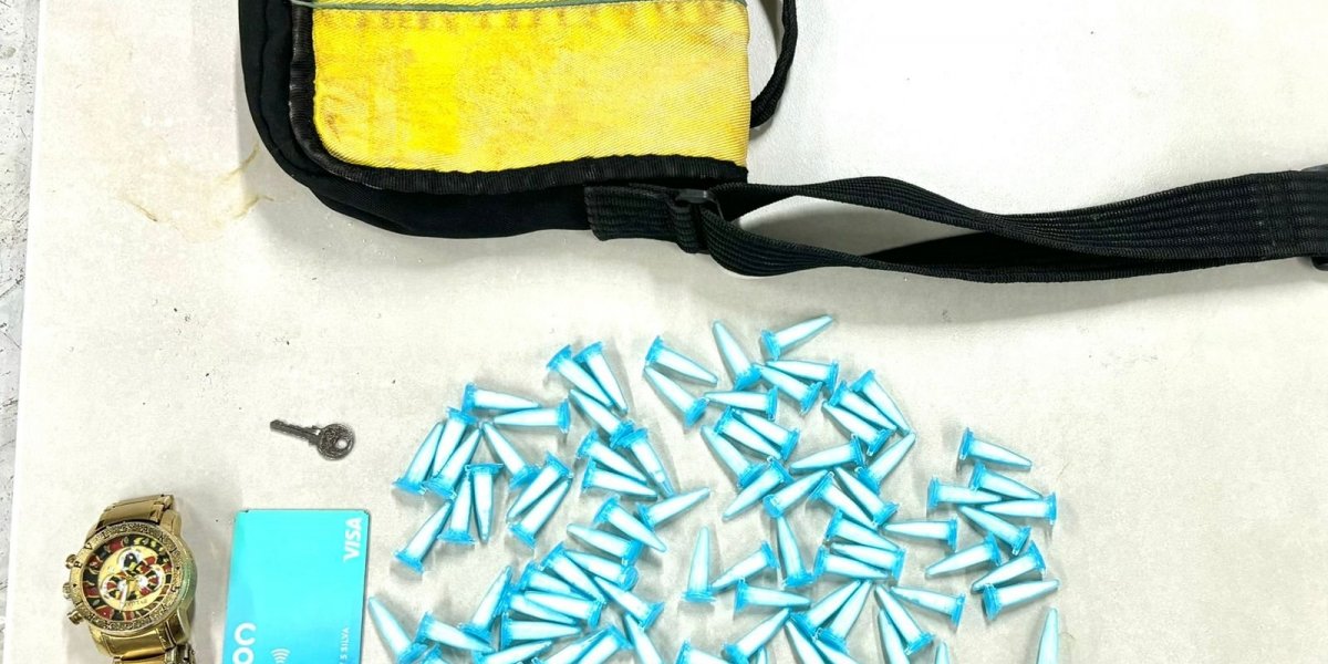 Homem suspeito de tráfico é preso pela PM no Cabula