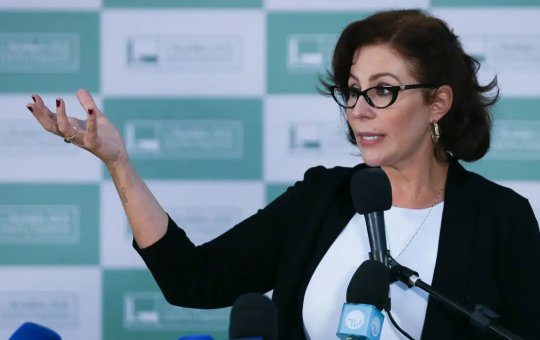 Zambelli apresenta PL para instituir transmissão de debates em horário nobre