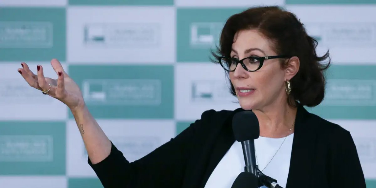 Zambelli apresenta PL para instituir transmissão de debates em horário nobre