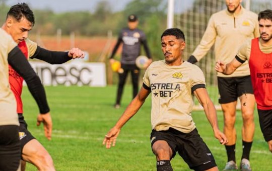 Jogador do Criciúma é suspenso após ser pego no doping