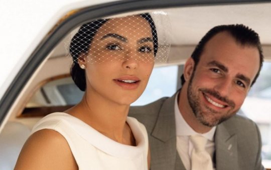 Cíntia Chagas acusa Lucas Bove de agredi-la após negar foto com Bolsonaro
