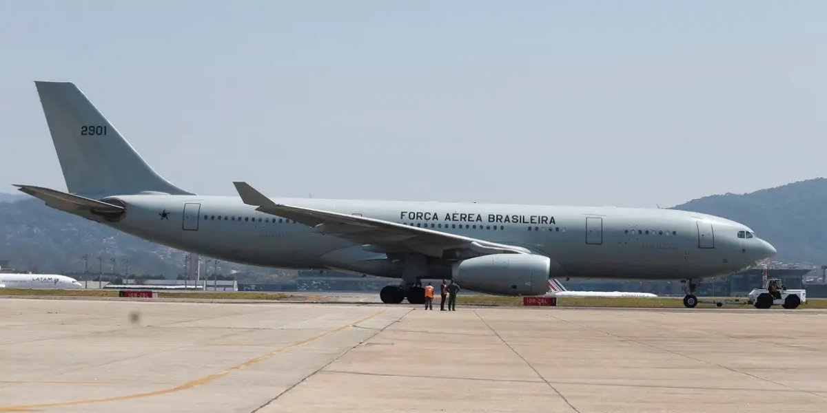 Quinto avião da FAB decola em direção ao Líbano