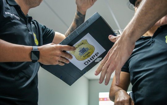 Mulher morre a facadas na cidade baixa