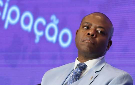 Ex-ministro Silvio Almeida chega a 6 acusações de assédio