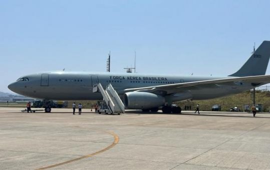 Quinto voo da FAB traz mais de 200 repatriados do Líbano a São Paulo