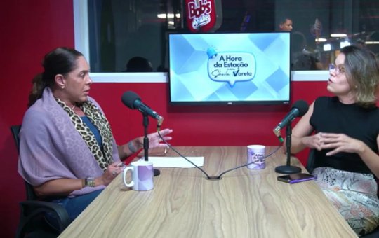 "A Hora da Estação": Sheila Varela entrevista a advogada Renata Mendonça