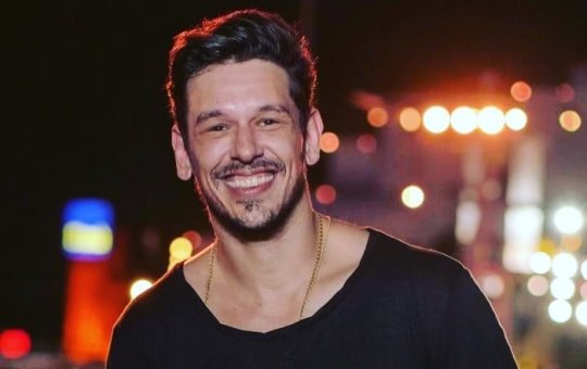 João Vicente de Castro aparece em vídeo 'lamentando' gravidez de Sabrina Sato