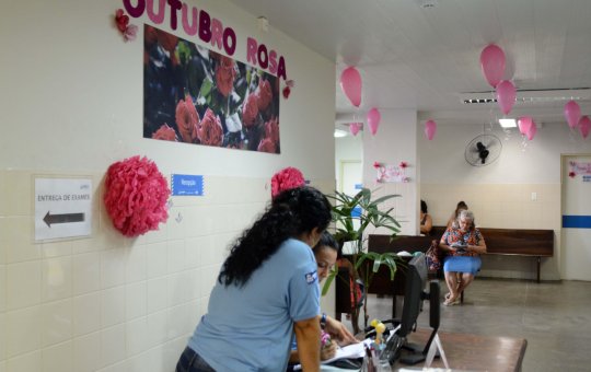 Secretaria Municipal da Saúde realiza dia D do Outubro Rosa