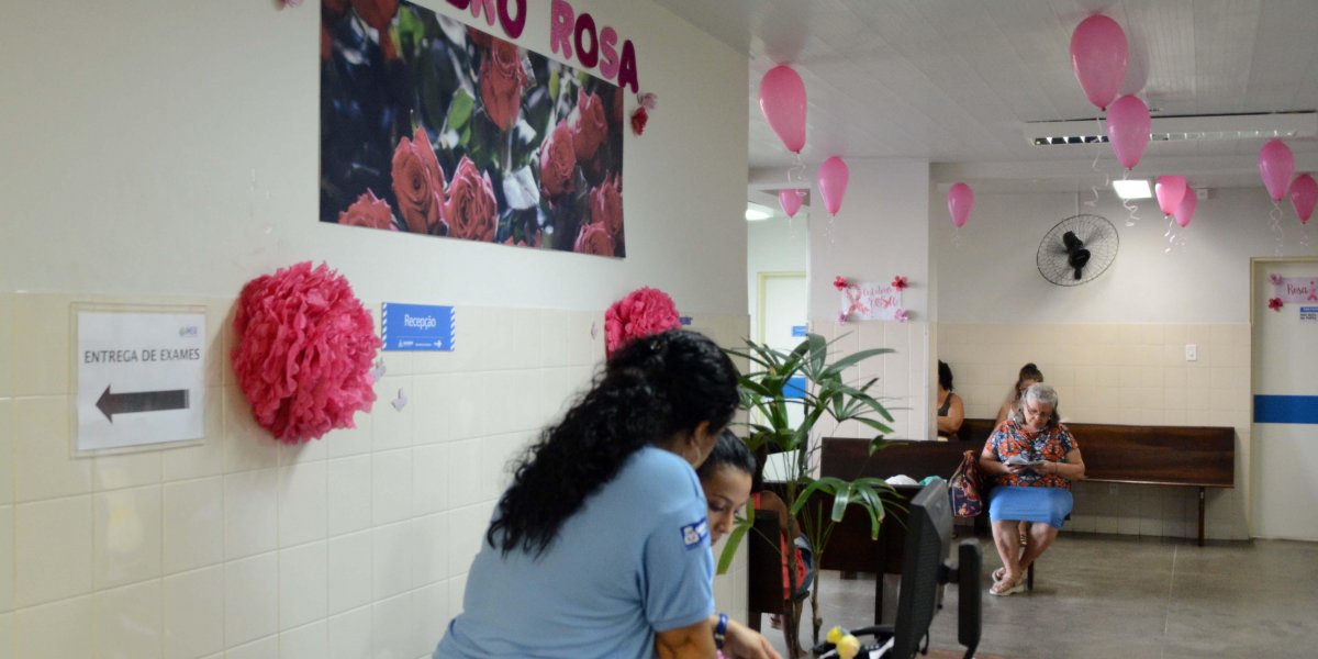 Secretaria Municipal da Saúde realiza dia D do Outubro Rosa