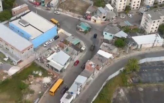Helicópteros fazem buscas para capturar 3 de Ouros do Baralho do Crime