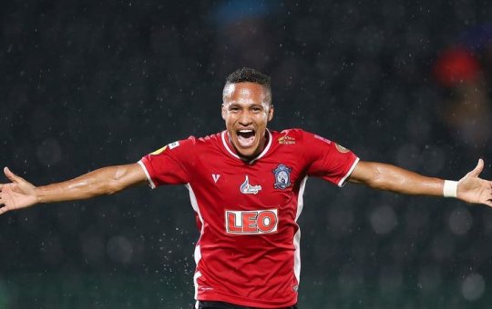 Ex-atacante do Vitória é diagnosticado com Miocardite