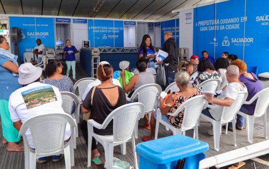 Saúde nos Bairros oferece atendimentos em diversas localidades de Salvador