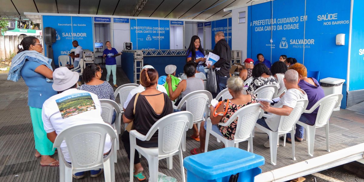 Saúde nos Bairros oferece atendimentos em diversas localidades de Salvador
