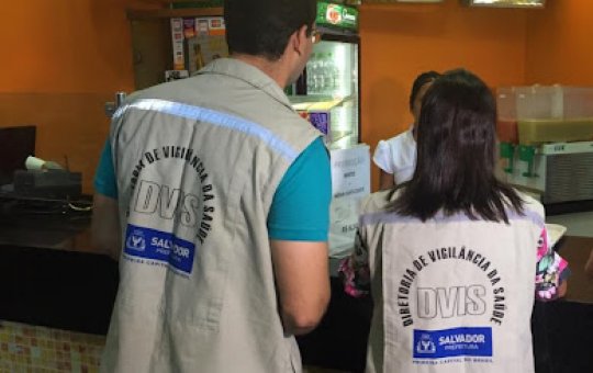 Vigilância Sanitária qualifica trabalhadores de festas populares do verão