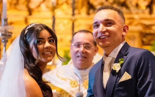 João Gomes e Ary Mirelle se casam