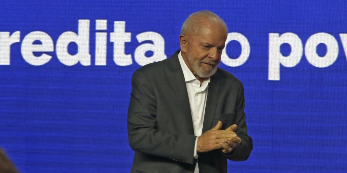 Lula recebe ligação de Putin após cancelar viagem para a Rússia