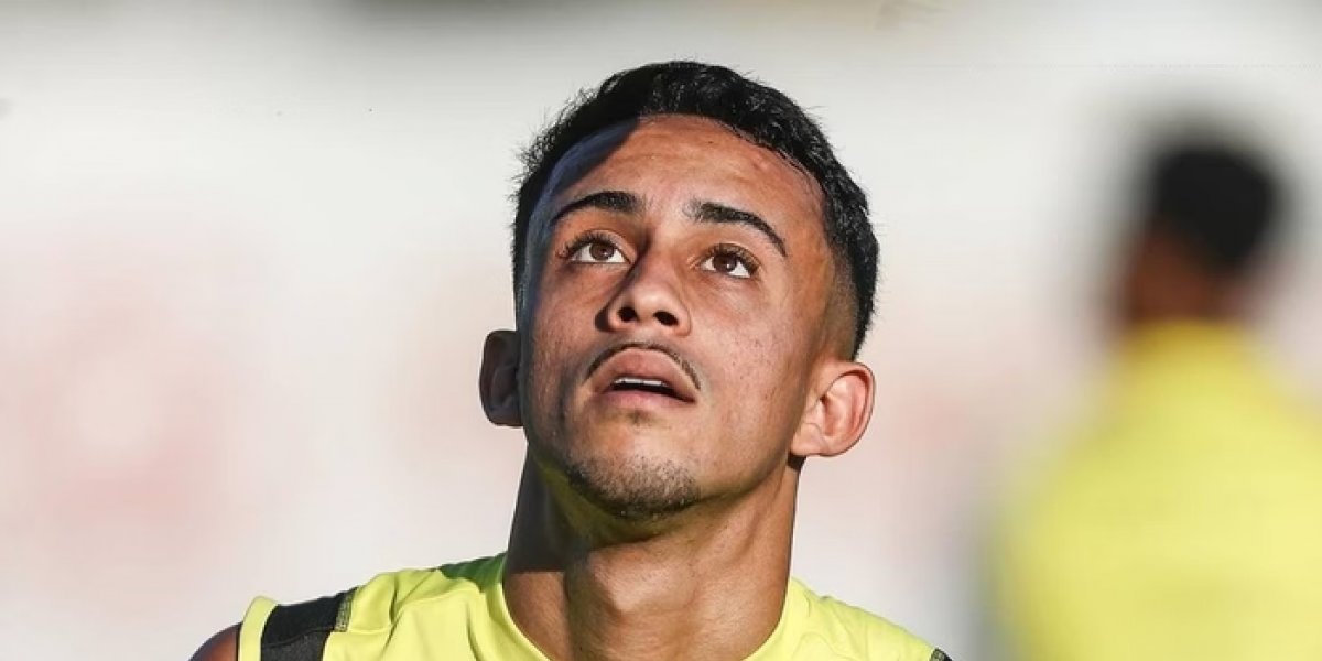 Matheus Gonçalves, atacante do Flamengo, é flagrado com amante em motel
