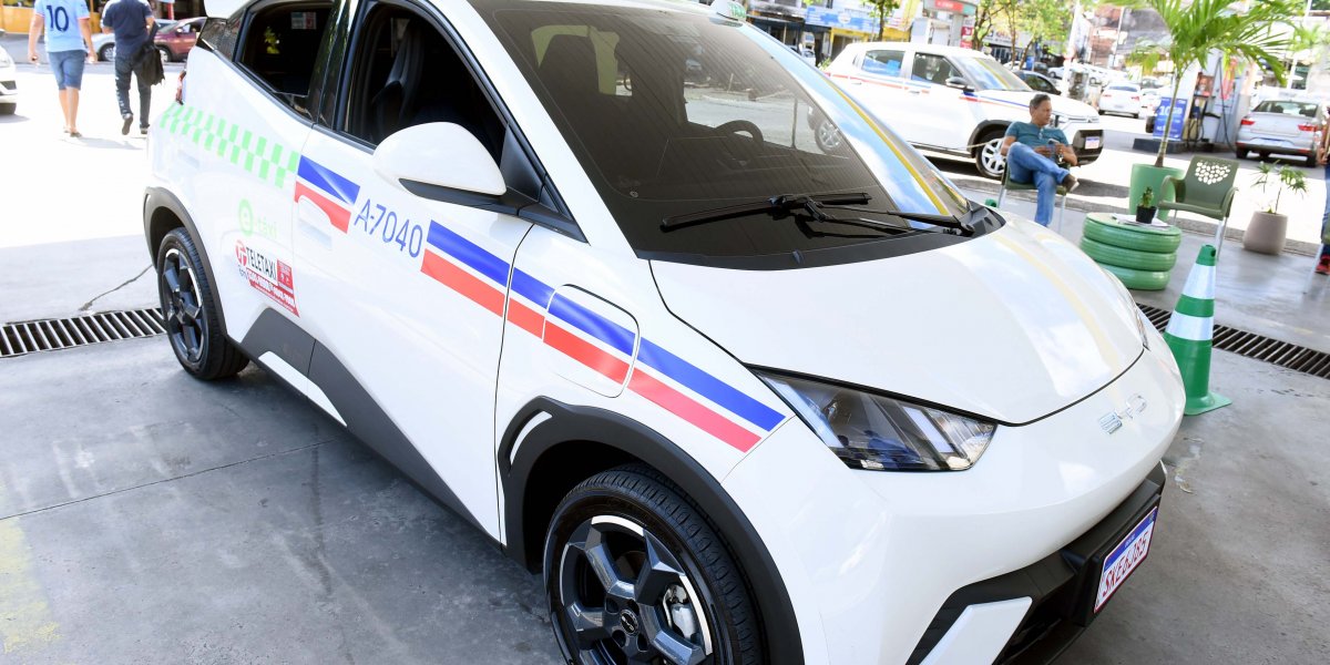 Salvador inicia incorporação de táxis elétricos pelas ruas da cidade