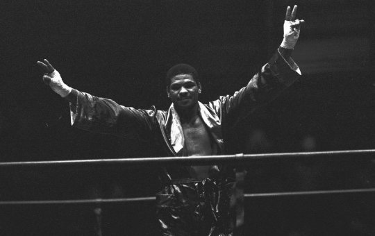 Robson Conceição lamenta morte de Maguila: “Descanse em paz, camepão”