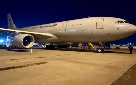 Mais 239 brasileiros são repatriados do Líbano em operação da FAB