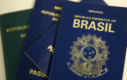 Justiça suspende passaporte de mulher com dívida de R$ 150 mil
