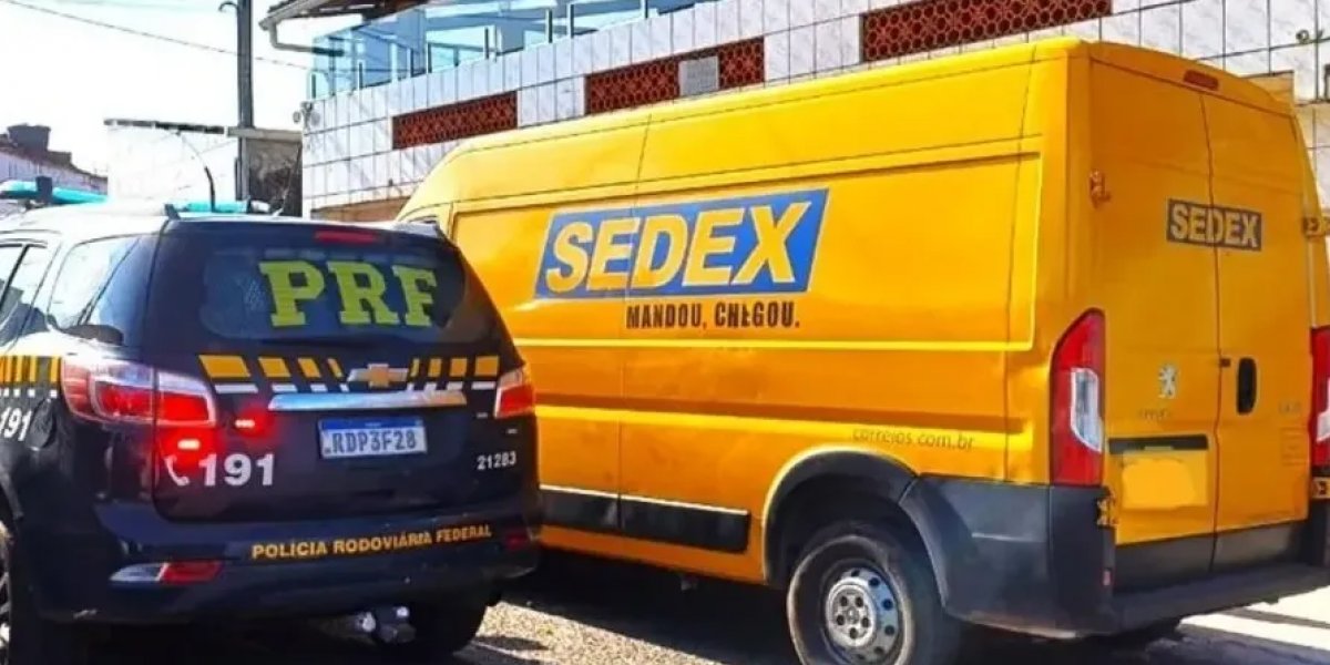 Falsa van dos Correios é apreendida em Simões Filho