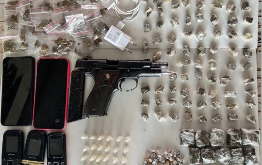 Polícia Militar apreende drogas e liberta refém em Saramandaia