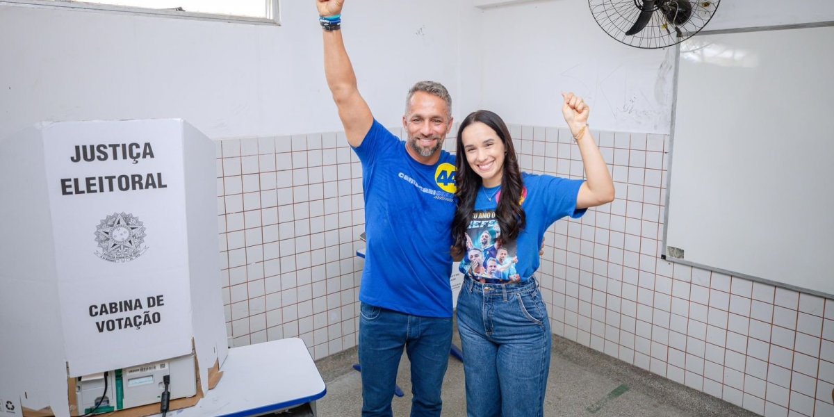 Flávio Matos vai a votação em Camaçari com apoio de líderes políticos